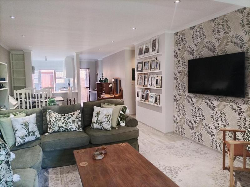 To Let 3 Bedroom Property for Rent in Tyger Valley Western Cape